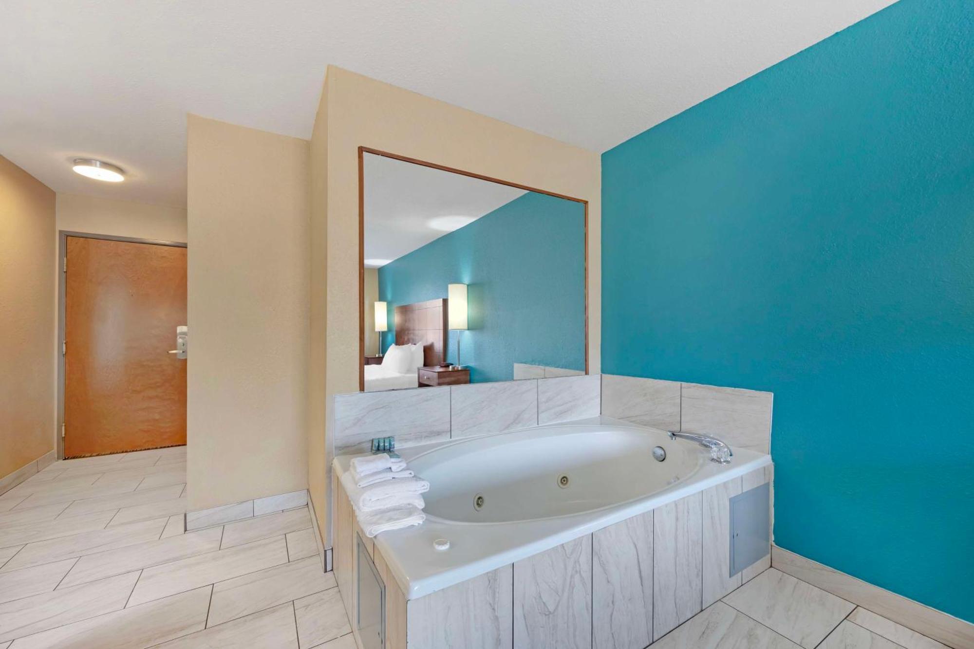 Best Western Central City Экстерьер фото